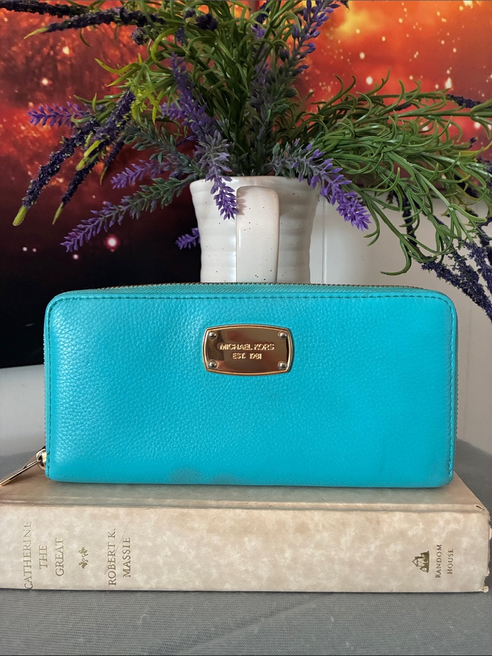 Michael Kors Zip Around Wallet